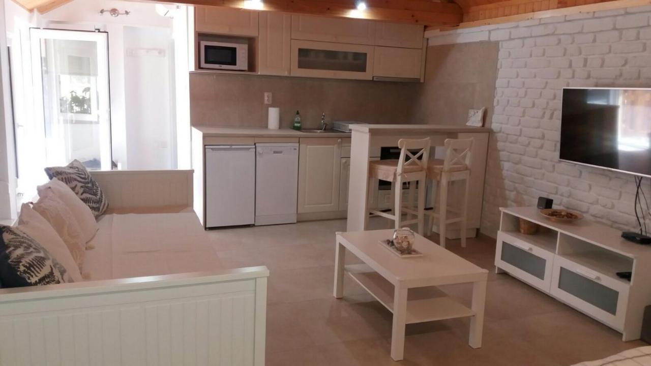 Rita Apartman & Studio زرنيانين المظهر الخارجي الصورة